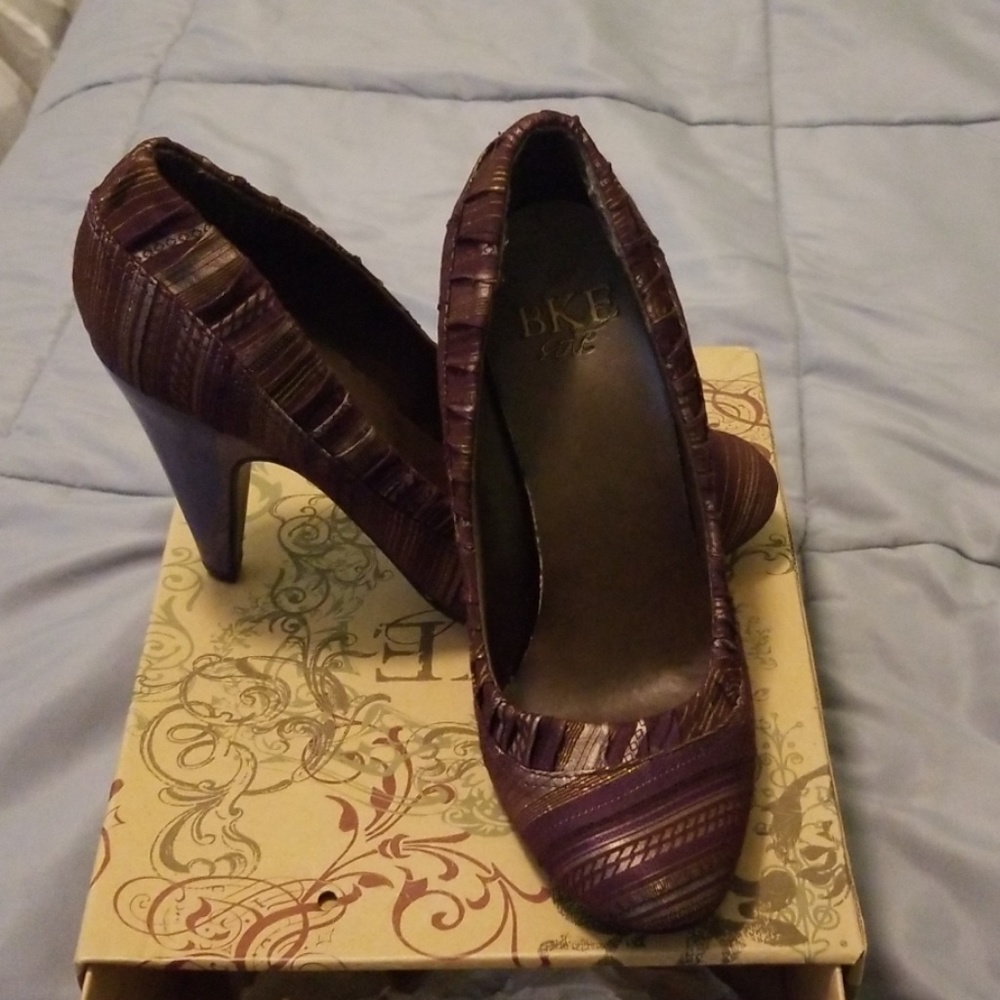 BKE Sole heels